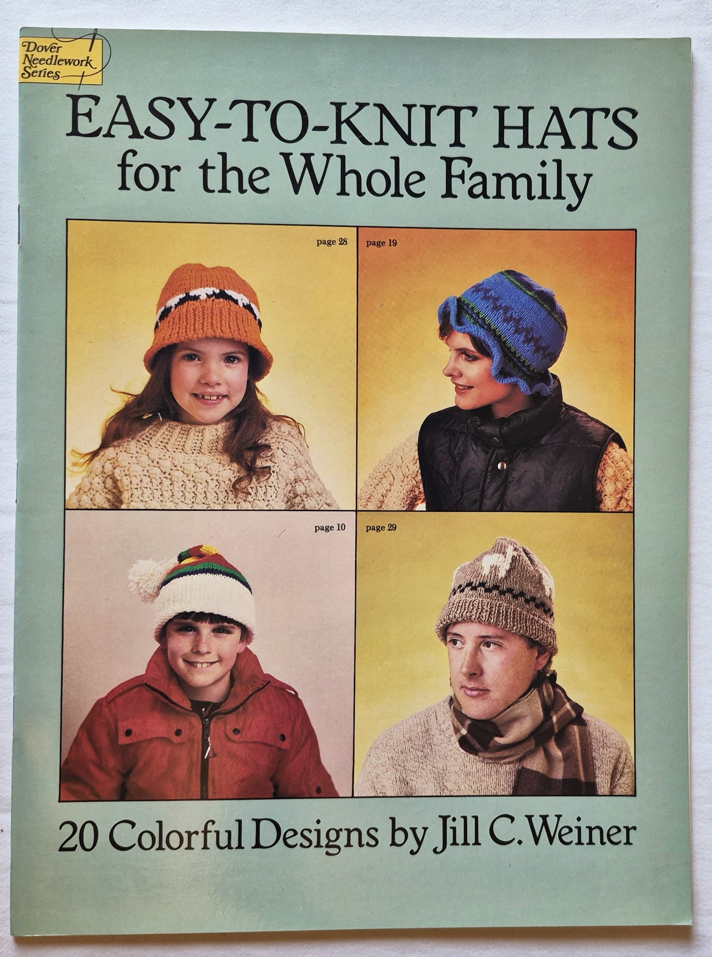 Easy-to-Knit Hats for the Whole Family von Jill C. Weiner (Sehr gut, 1985, Taschenbuch, 32 Seiten, Dover)