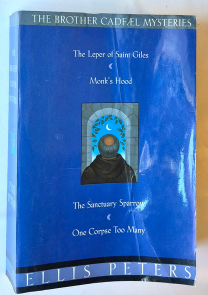 Die Chroniken des Bruder Cadfael (Der fromme Dieb, Mord im Kloster, Ein Sarg zuviel, Der Rosenmord) von Ellis Peters (Gut, 1995, Taschenbuch, 848 Seiten, Quality Paperback Book Club)