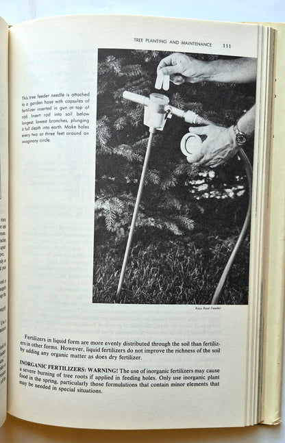 Home Guide to Lawns and Landscaping von Bruce Cassiday (Sehr guter Zustand, 1976, gebundene Ausgabe, 210 Seiten, Times Mirror Magazines)
