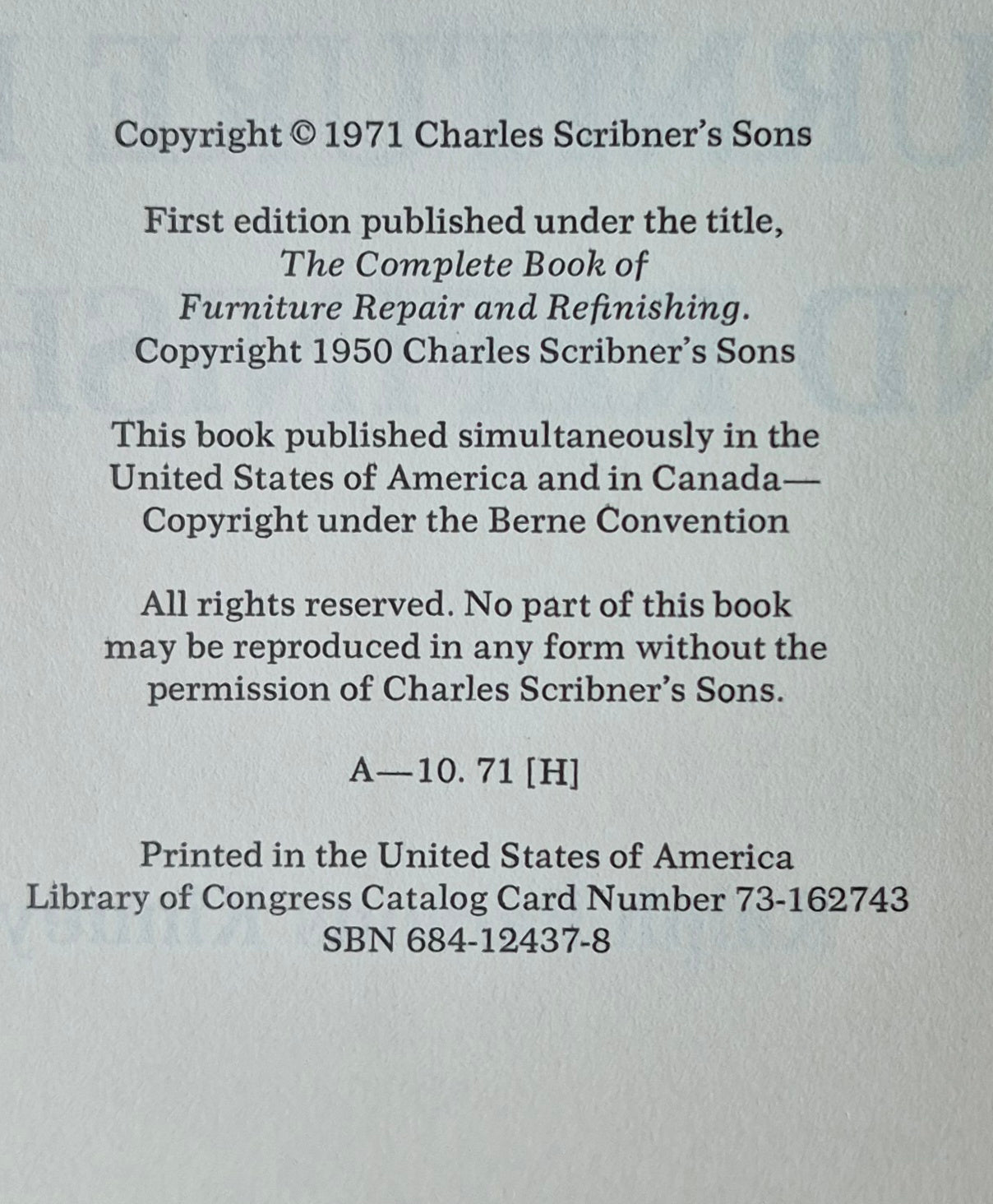 The Complete Book of Furniture Repair and Refinishing von Ralph Parsons Kinney (Sehr gut, 1971, gebunden, 276 Seiten, Charles Scribner's Sons)