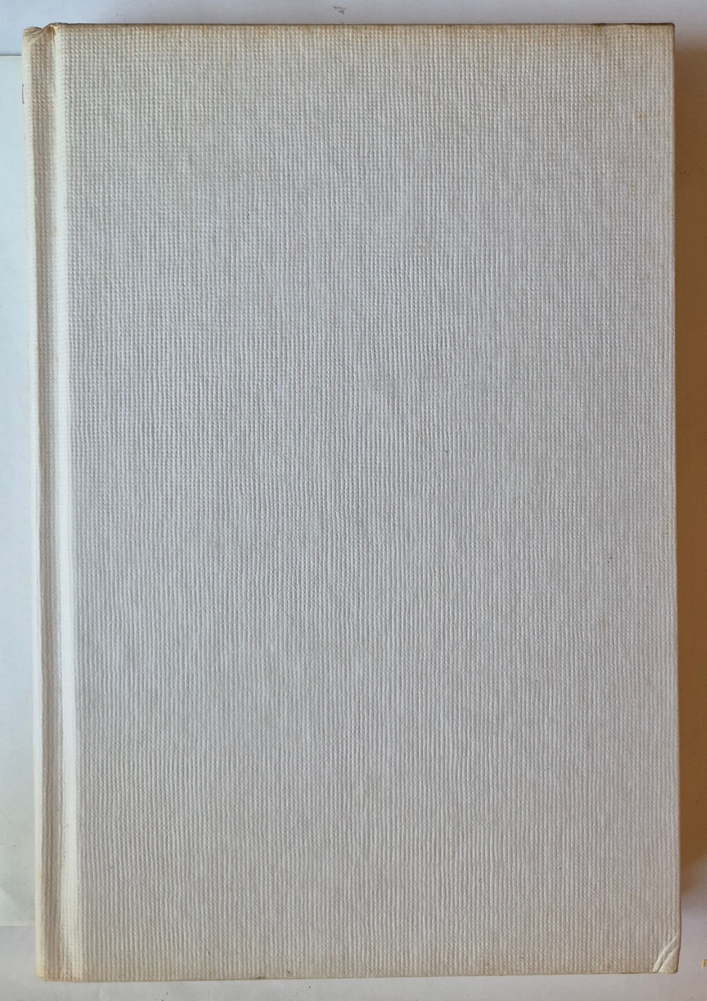 3,285 Bible Questions & Answers by Emily Filipi (Very good, 1990, HC, 325 pgs, Wings Books)