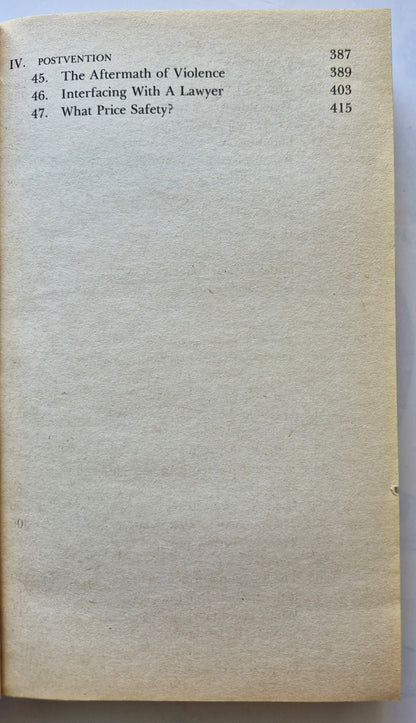 The Truth about Self Protection von Massad F. Ayoob (Sehr gut, 1991, Pbk, 420 S., Bantam Books)