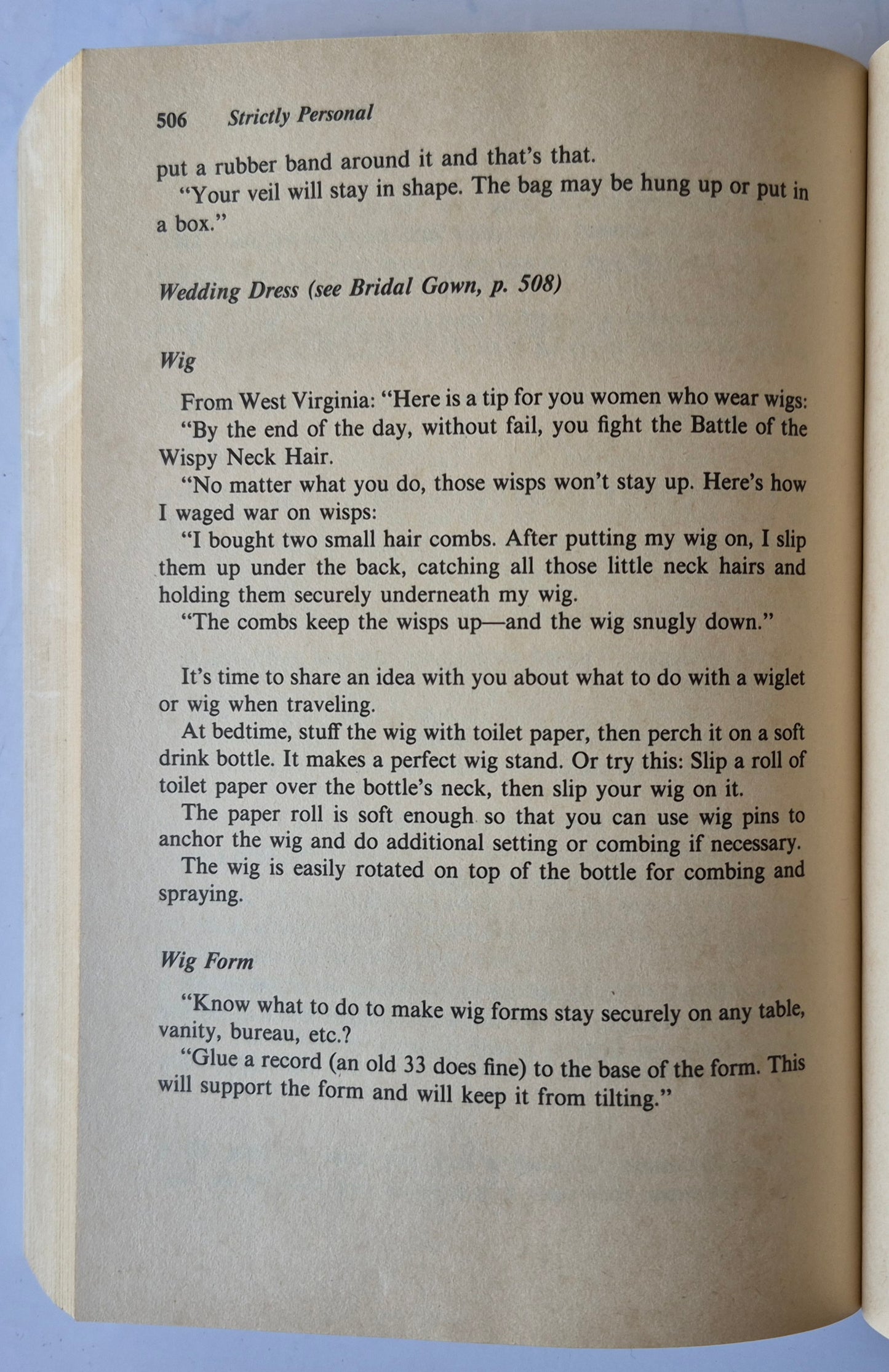 Hints from Heloise von Heloise Cruse (Sehr gut, 1981, Taschenbuch, 530 S., Avon Books)