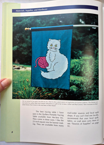 The Banner Book von Ruth Ann Lowery (Sehr gut, 1995, Pbk, 100 S., Chilton Book)