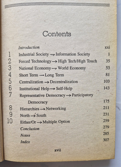 Megatrends: Zehn neue Entwicklungen, die unser Leben verändern von John Naisbitt (Gut, 1984, Pbk, 333 S., Warner Books)