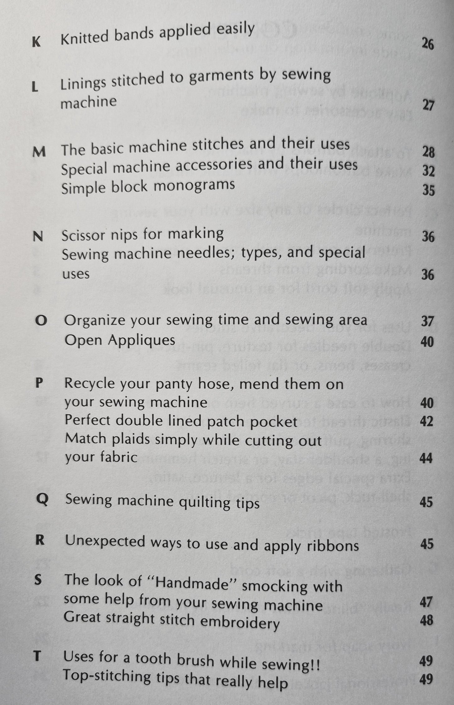 Sewing Specialtities von Irene M. James (Sehr gut, 1982, TB, 58 S., IM James Enterprises)