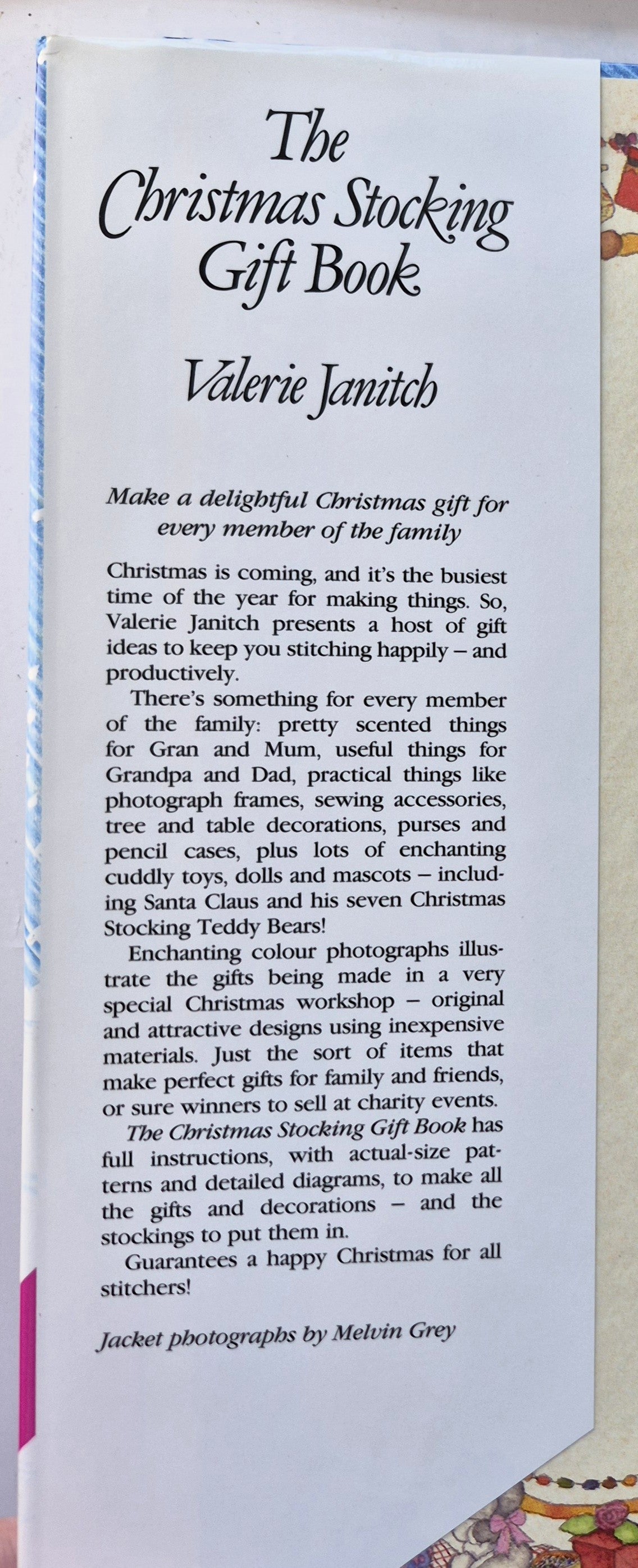 The Christmas Stocking Gift Book von Valerie Janitch (Sehr gut, 1990, HC, 120 Seiten, David & Charles Pub.)