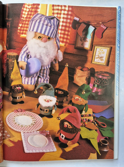 The Christmas Stocking Gift Book von Valerie Janitch (Sehr gut, 1990, HC, 120 Seiten, David & Charles Pub.)