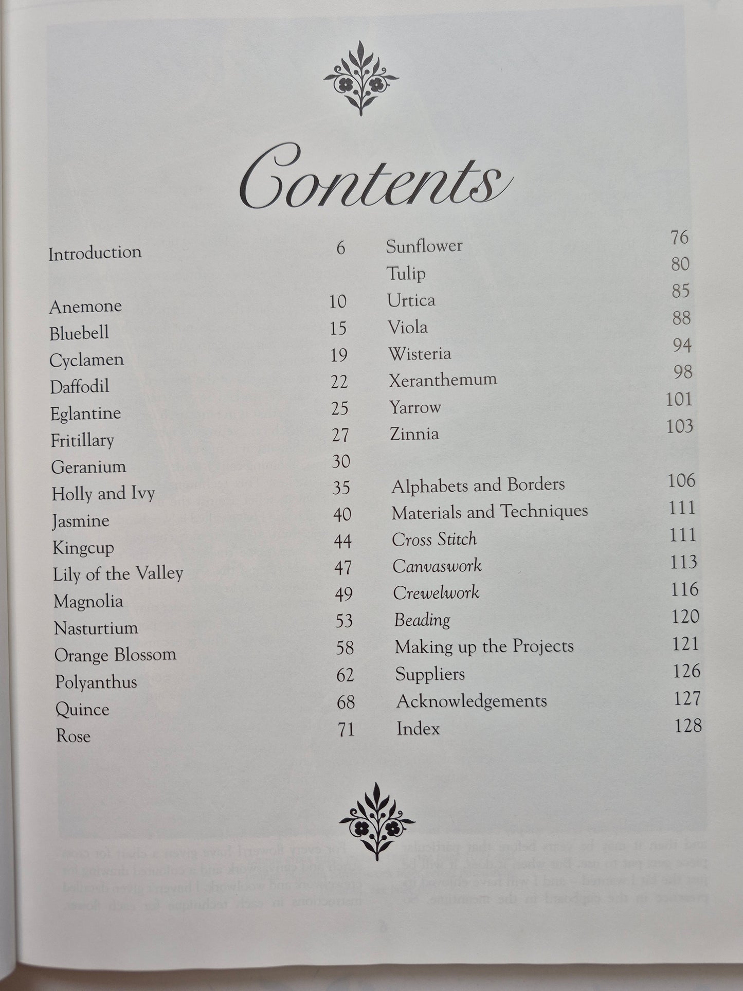 A Victorian Floral Alphabet by Sue Hawkins (Very good, 1997, HC, 128 pgs, David & Charles)