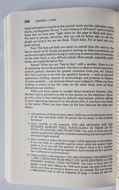 Success with the Gentle Art of Verbal Self Defense by Suzette Haden Elgin (Good 1989 Pbk 287 pgs Prentice Hall)
