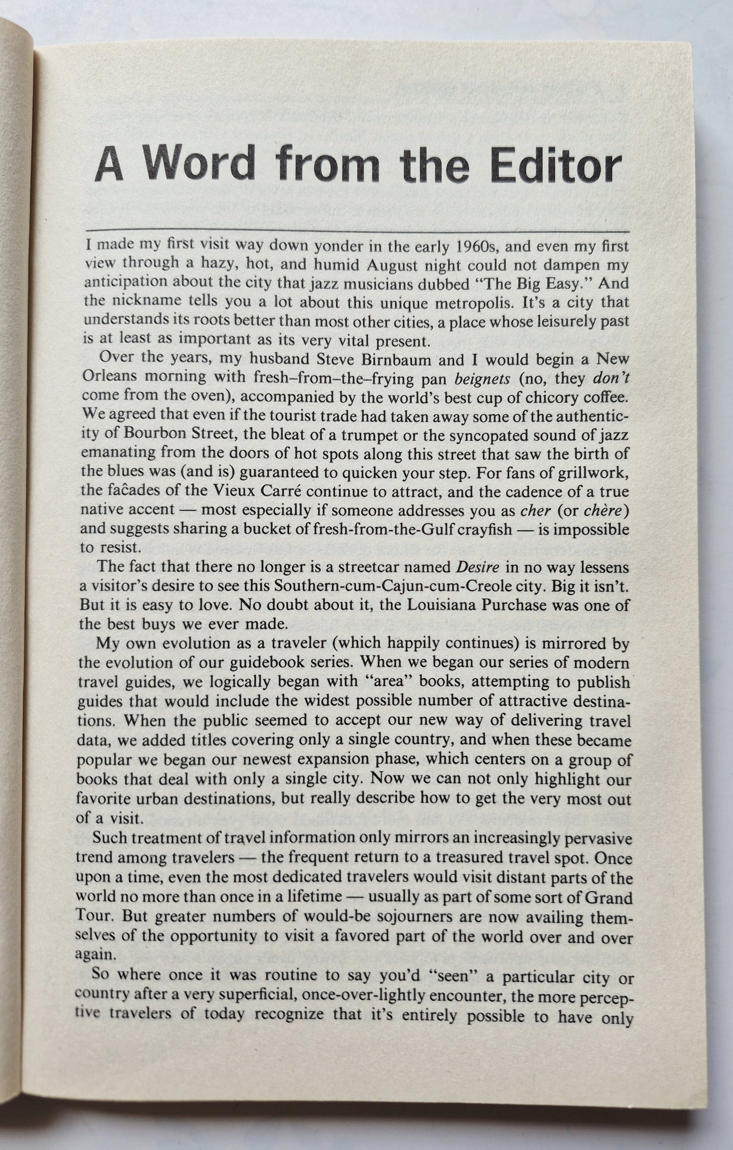 Birnbaum's New Orleans 1993 by Alexandra M. Birnbaum (Very Good, 1993, Pbk, 227 pgs, Harper Perennial)