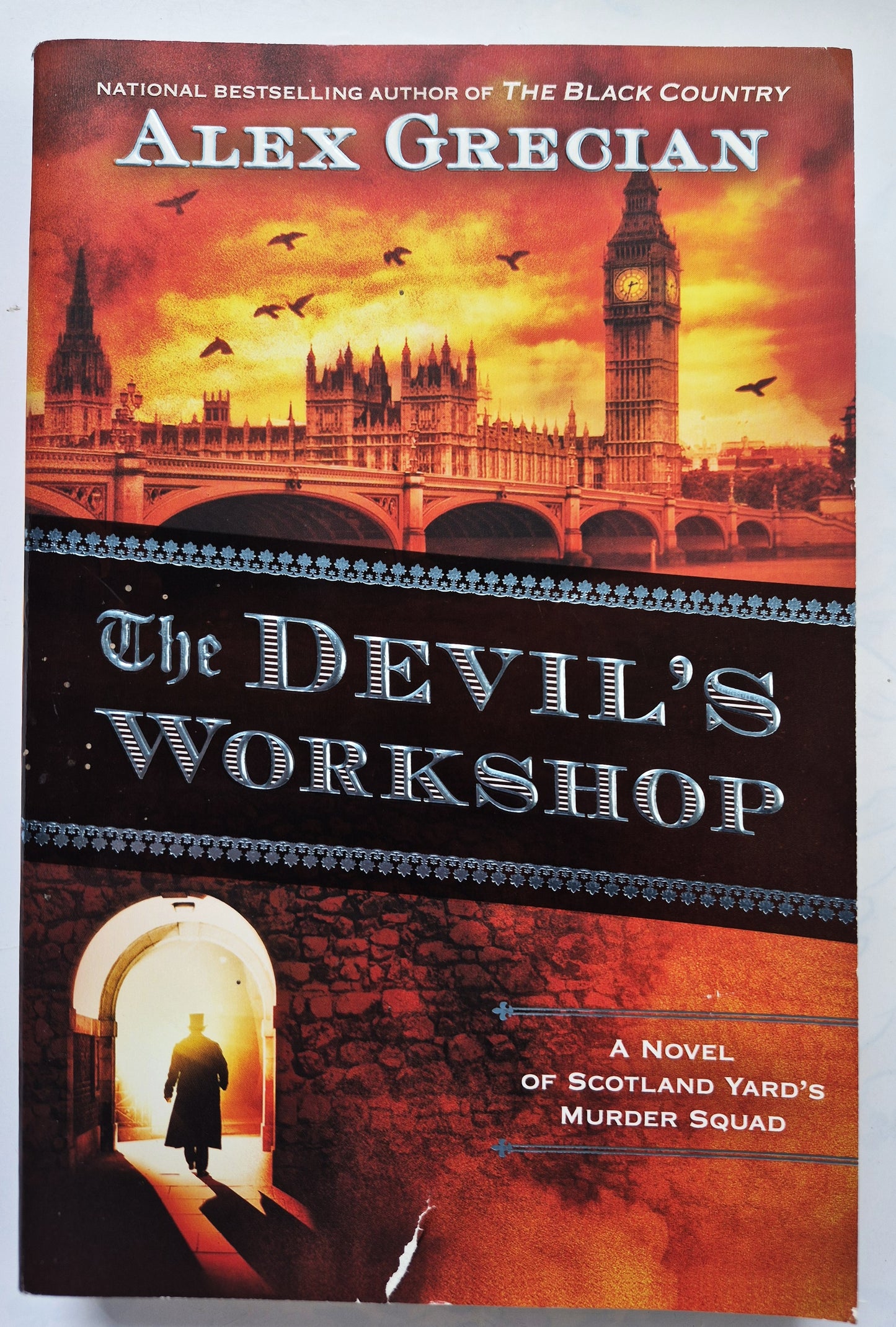 The Devil's Workshop by Alex Grecian-Very good, 2014, Pbk, 383 pgs, Penguin