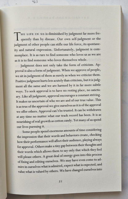 Kitchen Table Wisdom: Stories that Heal by Rachel Naomi Remen (Good, 1996, Pbk, 336 pgs, Riverhead Books)