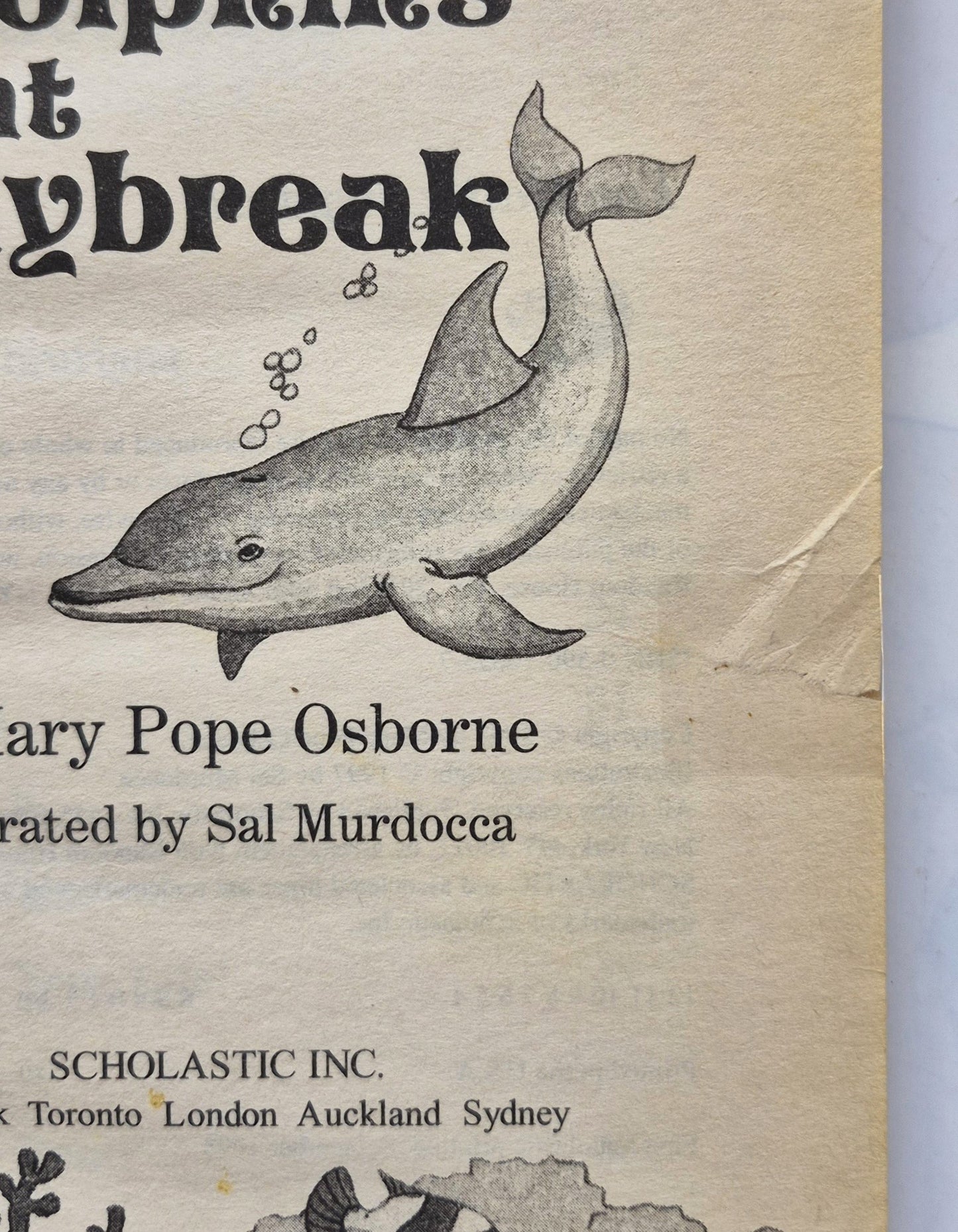 Magic Tree House #9: Dolphins at Daybreak by Mary Pope Osborne (Good, 1997,  Pbk, 67 pgs, Scholastic)