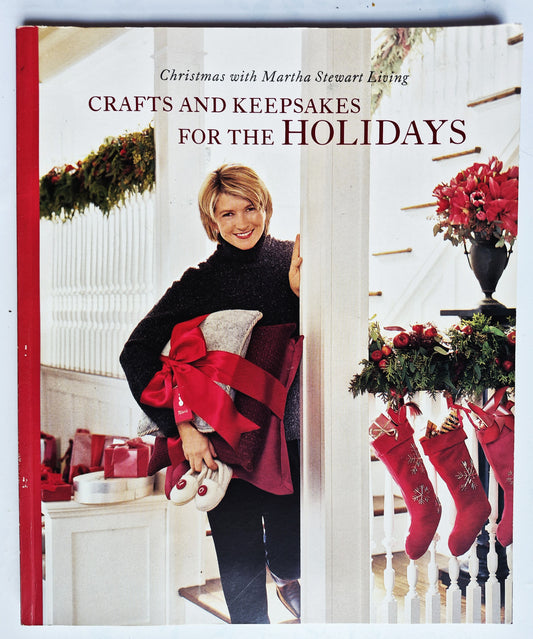 Christmas with Martha Stewart Living: Crafts and Keepsakes for the Holidays (Very good, 1999, Pbk, 144 pgs, Clarkson Potter Pub.)
