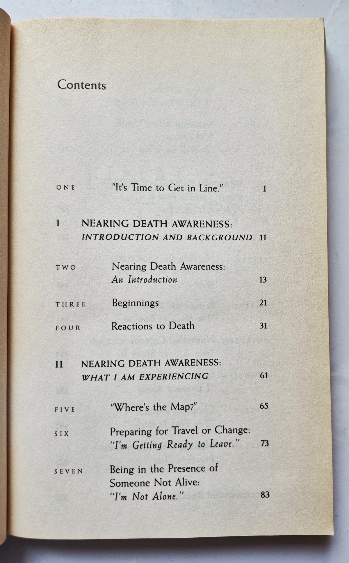Seltsamer als Fiktion: Merkwürdige Geschichten und gespenstische Ereignisse von Martin Walsh (Sehr gut, 1973, Taschenbuch, 109 Seiten, Scholastic)