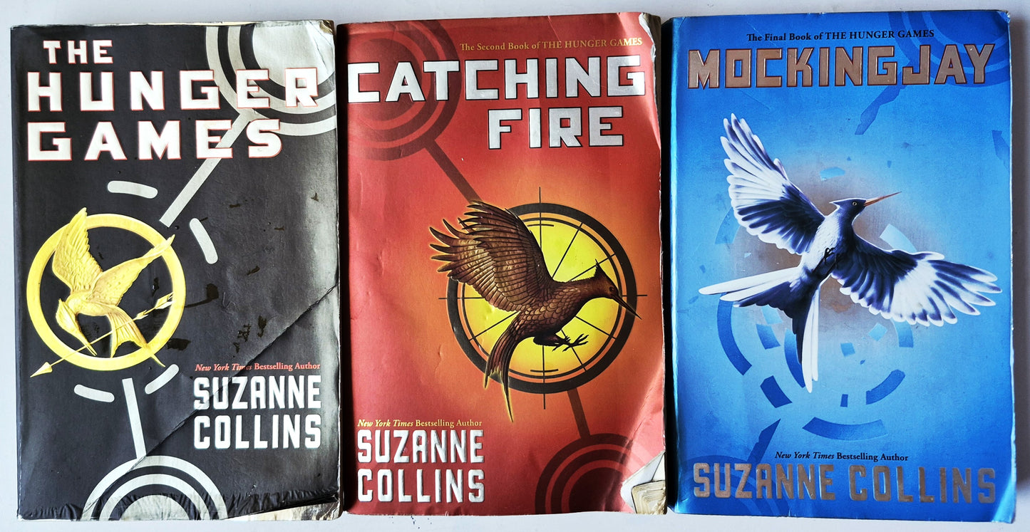 Los Juegos del Hambre, En llamas, Sinsajo por Suzanne Collins (Buen estado, 2010, Tapa blanda, Scholastic)