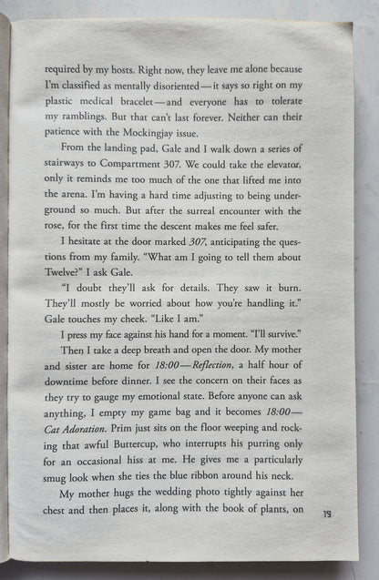Los Juegos del Hambre, En llamas, Sinsajo por Suzanne Collins (Buen estado, 2010, Tapa blanda, Scholastic)