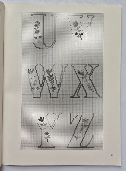 Roses Charted Designs by Lindberg Press (Very Good, 1987, Pbk, 48 pgs, Dover Pub.)