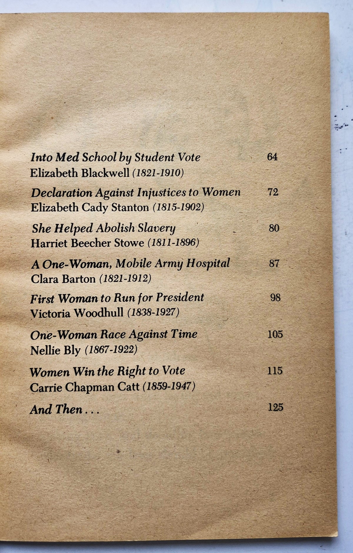 They Led the Way: 14 American Women by Johanna Johnston (Good, 1973, Pbk, 126 pgs, Scholastic)