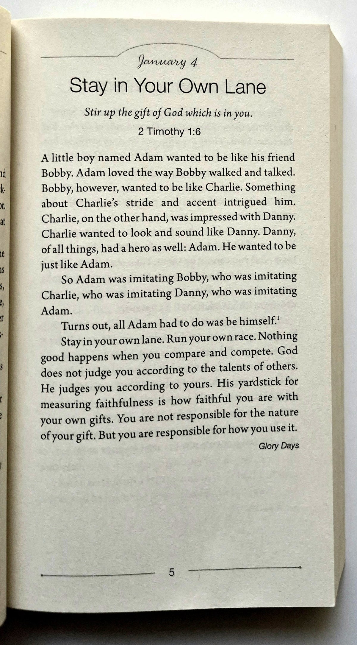 God Is with You Every Day: 356 Day Devotional by Max Lucado (Very good, 2015, Pbk, 394 pgs, Thomas Nelson)