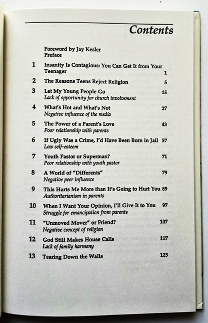 A Separate Peace por John Knowles (Muy buen estado, 1996, Tapa blanda, 204 páginas, Scribner)