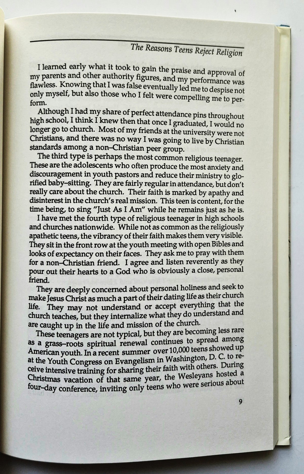 A Separate Peace por John Knowles (Muy buen estado, 1996, Tapa blanda, 204 páginas, Scribner)
