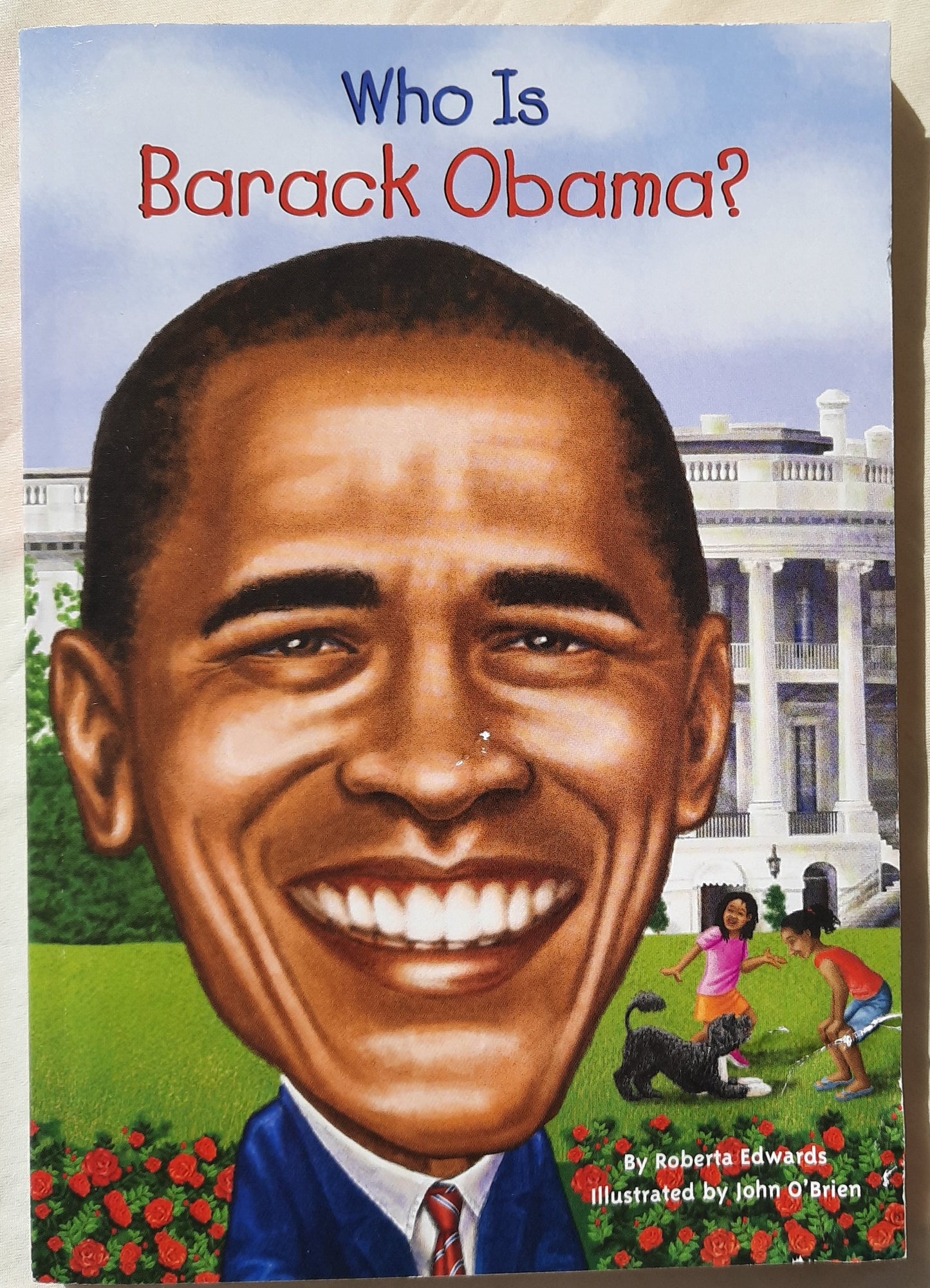 Who Is Barack Obama? by Roberta Edwards (Good, 2016, PBK, 106 pgs)