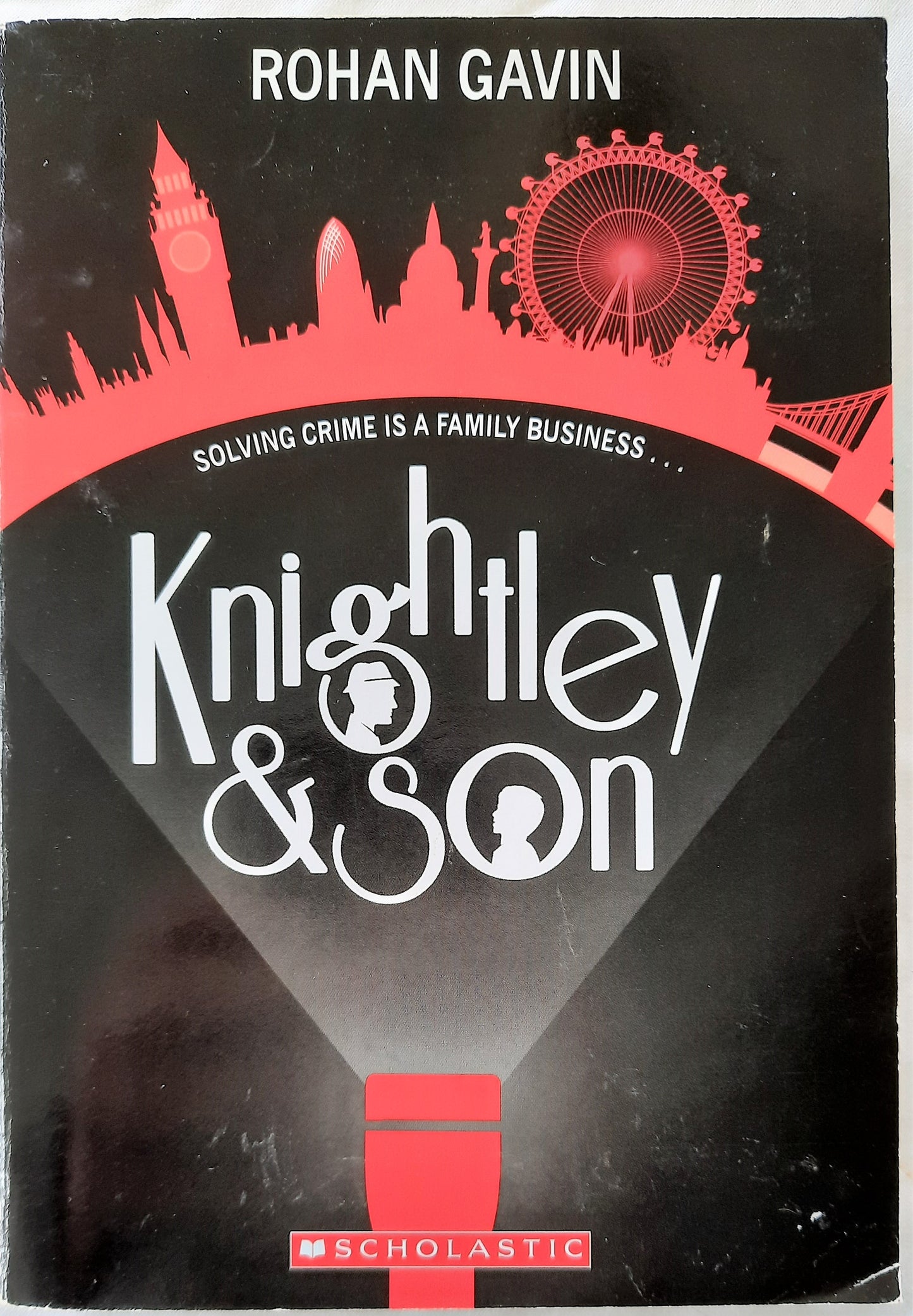 Knightley & Son by Rohan Gavin (Very good, Pbk, 2014, Scholastic, 313 pgs)