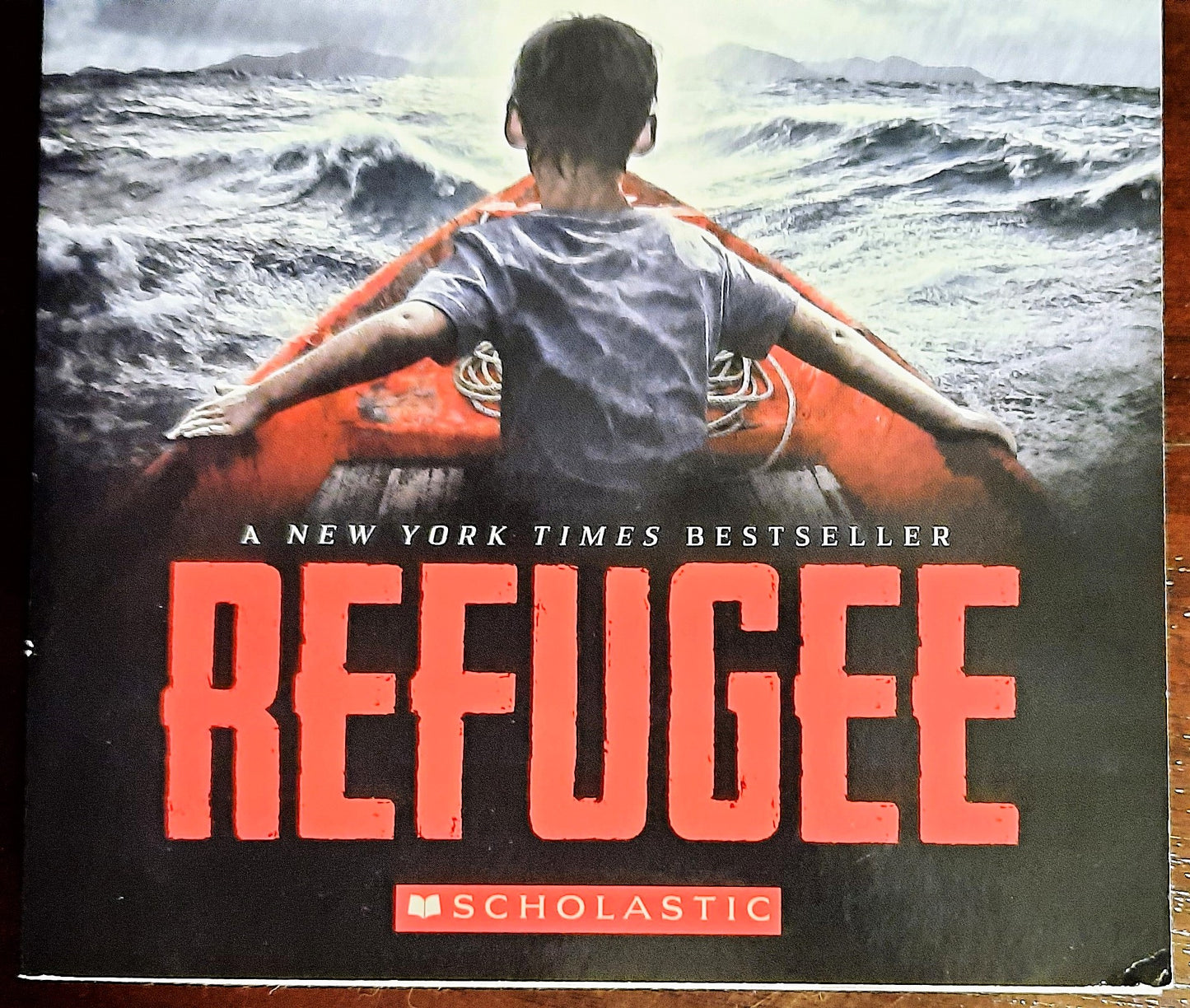 Refugee by Alan Gratz (New, 2017, Pbk)