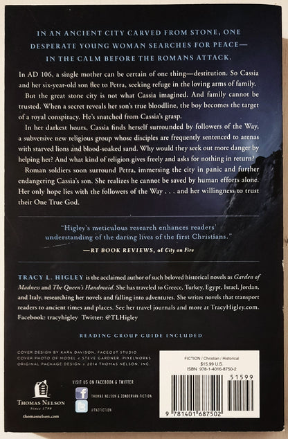 Palace of Darkness - A Novel of Petra by Tracy L. Higley (GOOD, 2014, PBK, 368 pages, Thomas Nelson)