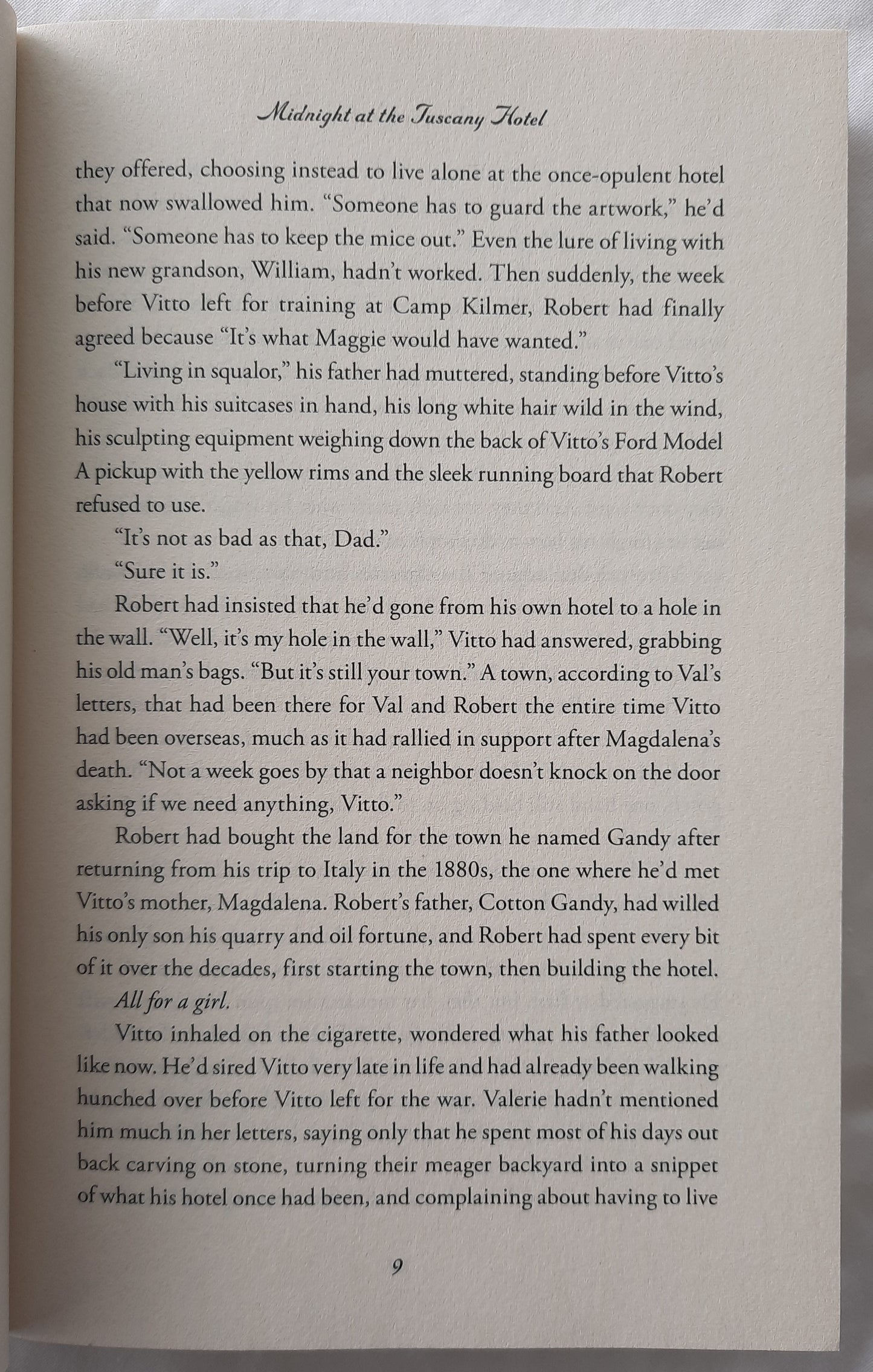Midnight at the Tuscany Hotel by James Markert (Like new, 2019, Pbk, 354 pages, Thomas Nelson)