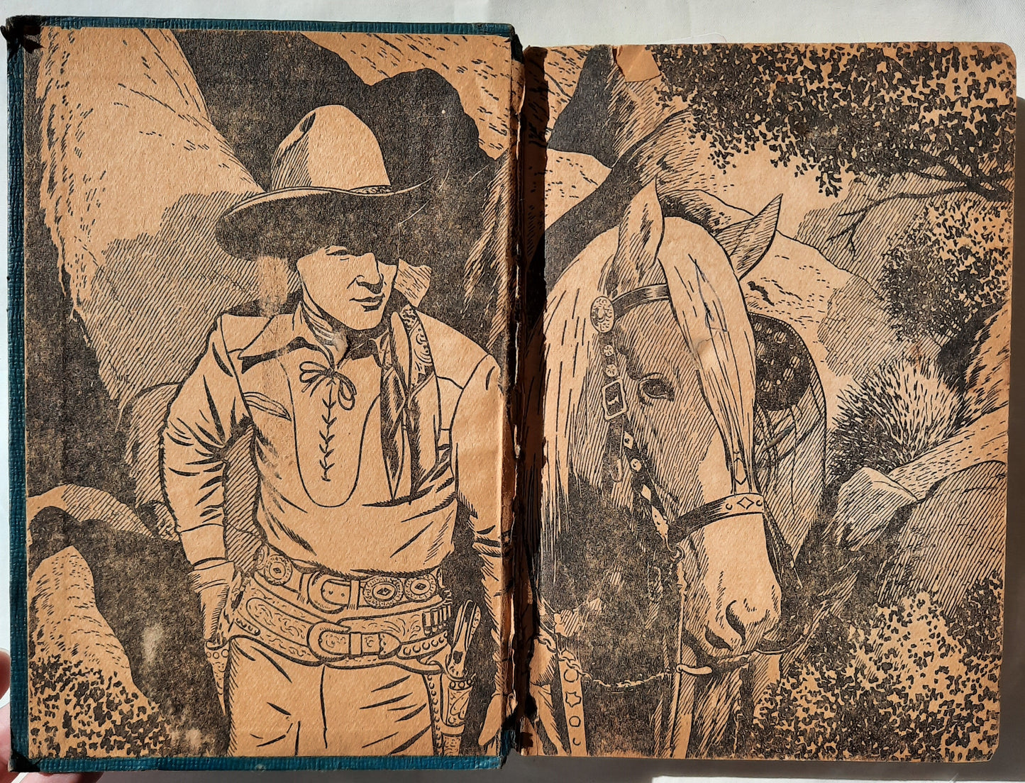 Roy Rogers and the Gopher Creek Gunman by Don Middleton (Acceptable, 1945, HC, 248 pages, Whitman Pub.)