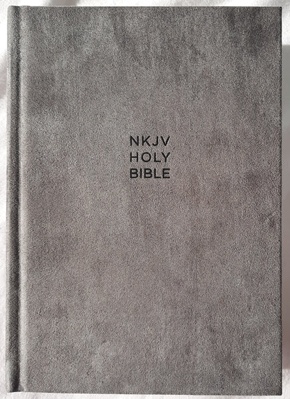 NKJV Compact Single Column Reference Bible (New, 2018, Cloth over Board-Gray, Comfort Print, 2032 pgs, Thomas Nelson)
