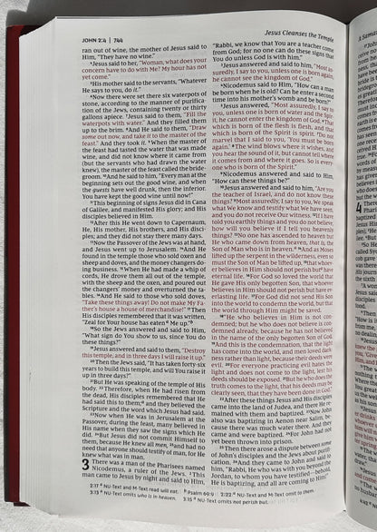 NKJV Pew Bible (New, 2018, HC, Burgundy, 880 pages, Thomas Nelson, Red letter)