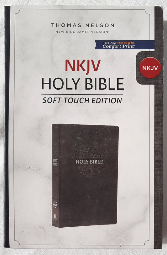 NKJV Comfort Print Holy Bible (New, 2018, Black LeatherSoft, 754 pages, Thomas Nelson)