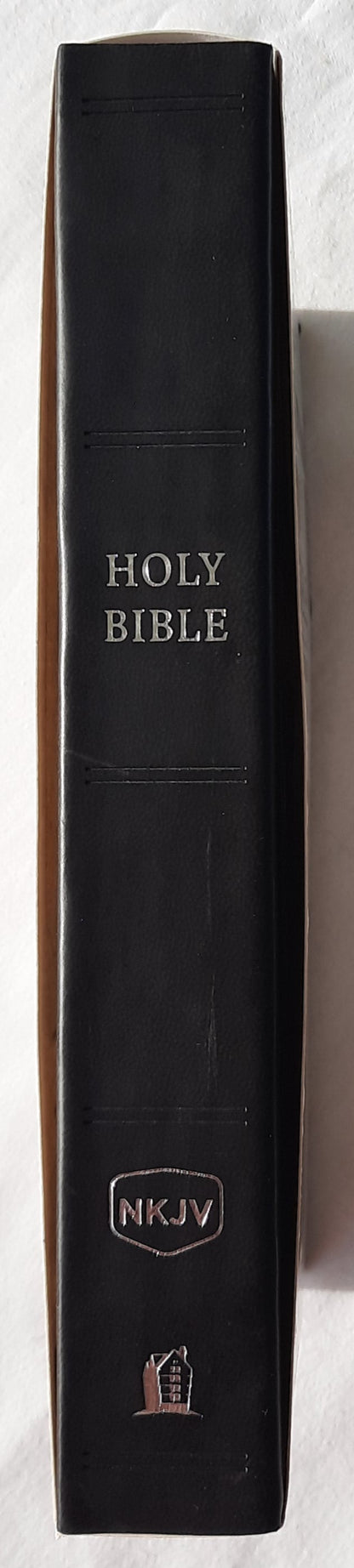 NKJV Comfort Print Holy Bible (New, 2018, Black LeatherSoft, 754 pages, Thomas Nelson)
