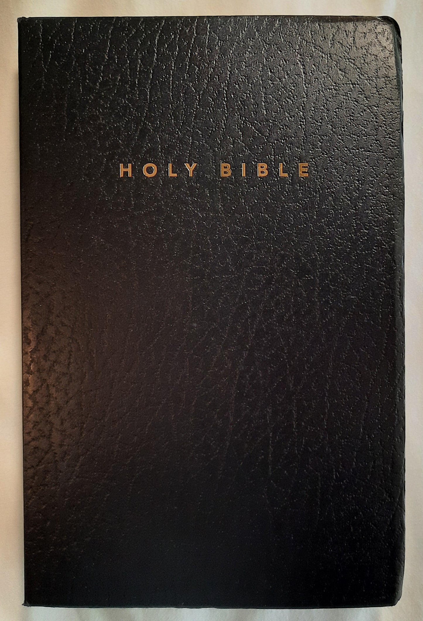 NLT Gift & Award Bible (New, 2015, Black Imitation Leather, 832 pages, Tyndale)