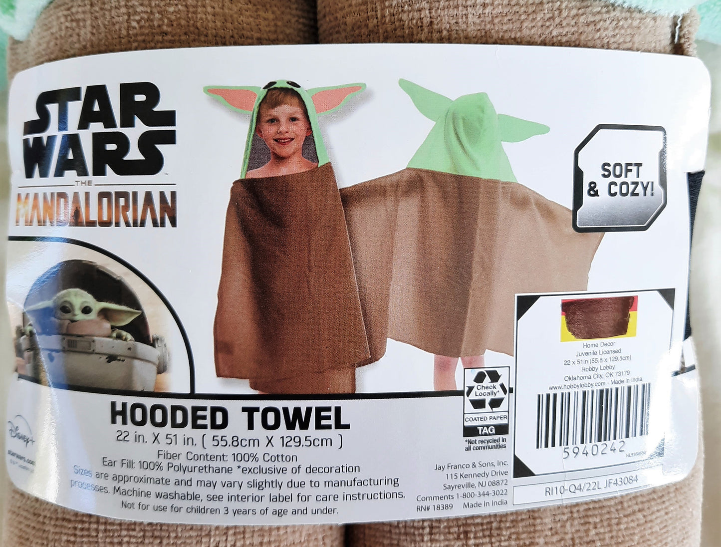 Hooded Towel Star Wars The Mandalorian The Child/Baby Yoda Grogu NEW