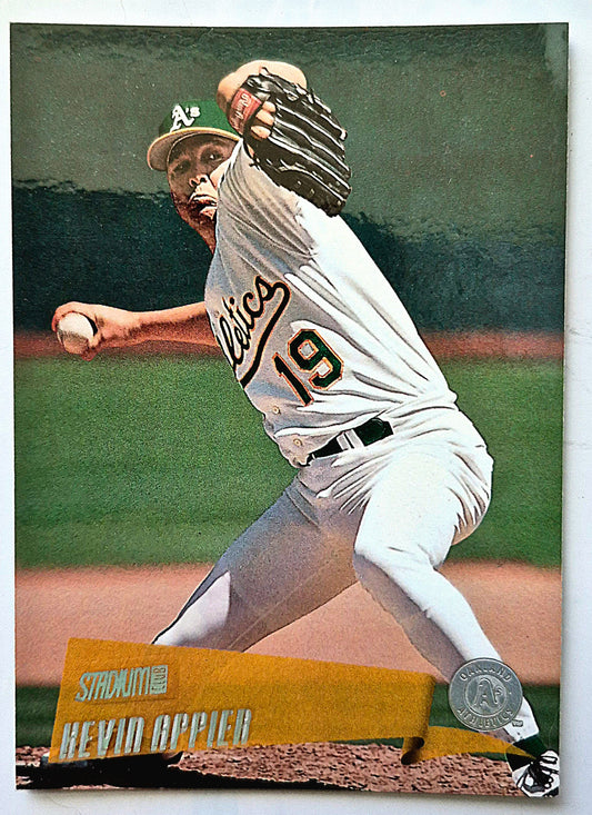 Appier Kevin Oakland Athletics Pitcher #26 Topps 2000 Stadium Club Baseball Card