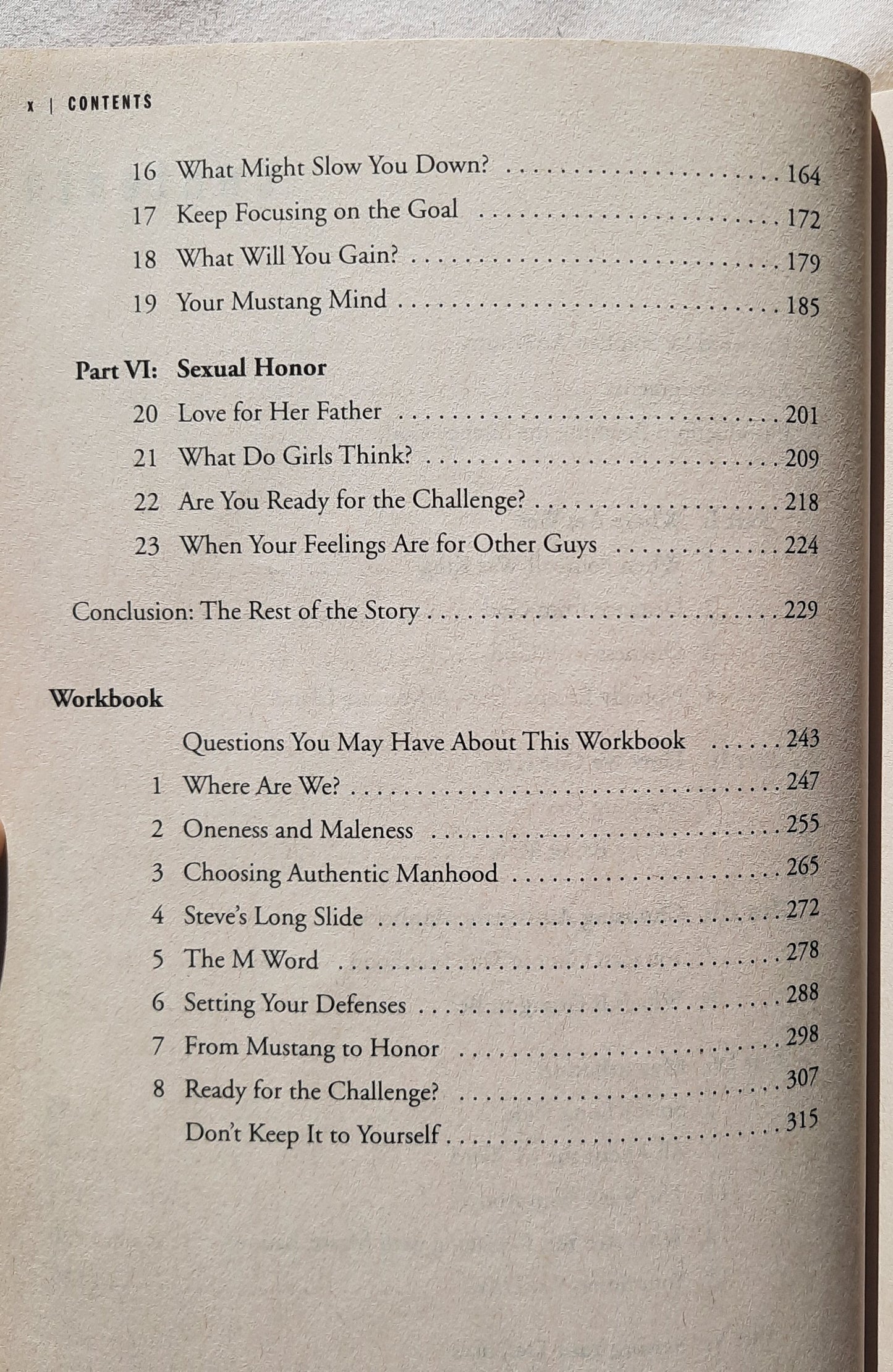 Every Young Man's Battle: Strategies for Victory in the Real World of Sexual Temptation with Workbook byStephen Arterburn; Fred Stoeker, Mike Yorkey (Very Good, 2001, PBK, 313 pages, WaterBrook Press)