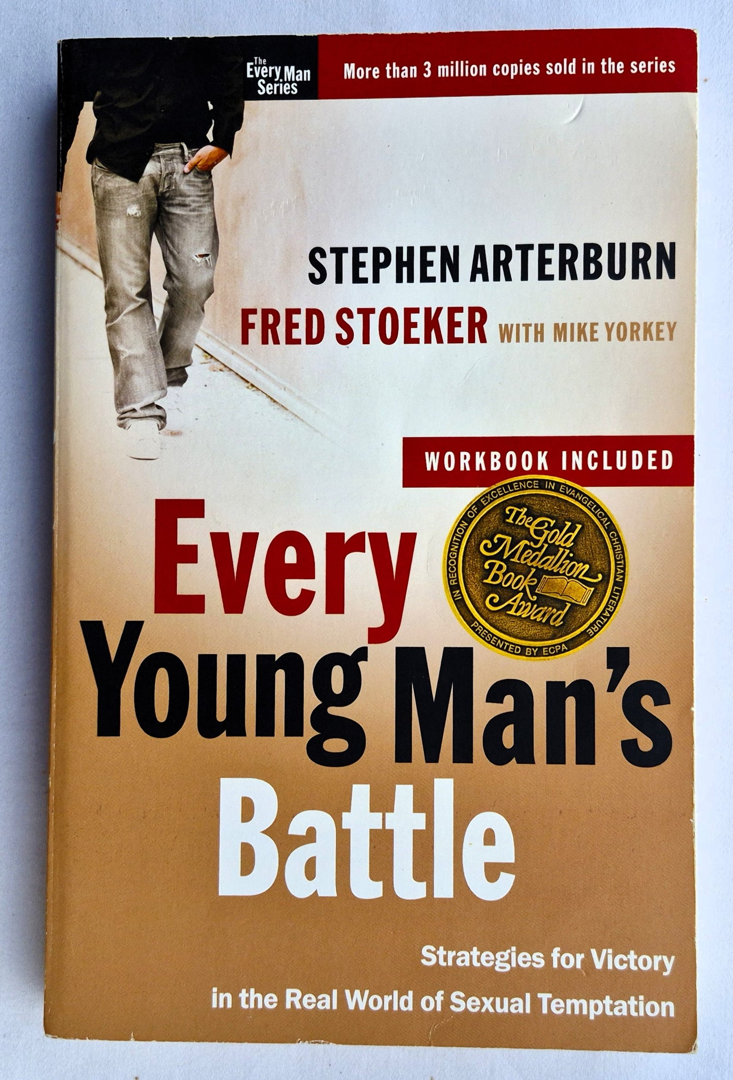 Every Young Man's Battle: Strategies for Victory in the Real World of Sexual Temptation with Workbook von Stephen Arterburn; Fred Stoeker, Mike Yorkey (Sehr gut, 2001, PBK, 313 Seiten, WaterBrook Press)