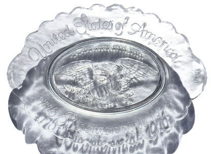 Vereinigte Staaten 1776 Zweihundertjahrfeier 1996 Ätzglas-Schale mit dekorativen Seifen (Neu in Originalverpackung, Avon Products, Inc.)