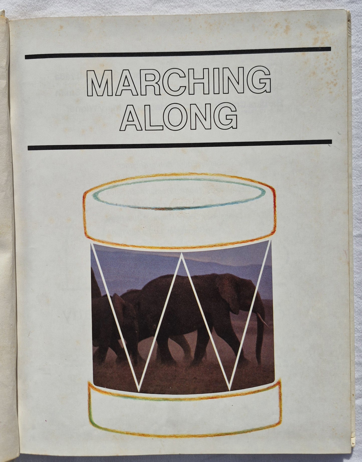 Marching Along Reader von Mildred Bailey; Barbara Burke (Sehr gut, 1980, geb., 256 Seiten, American Book Co.)