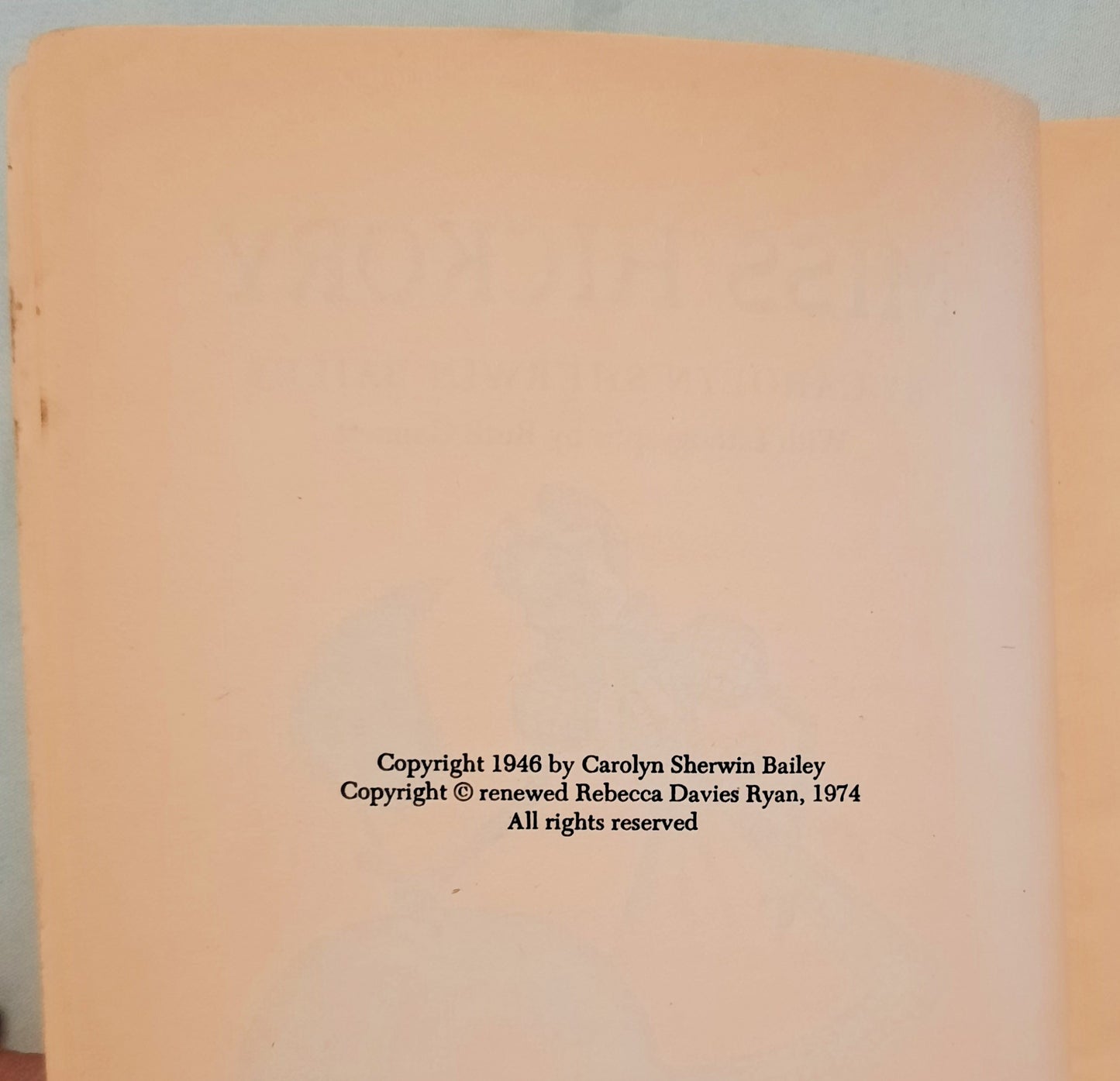 Miss Hickory by Carolyn Sherwin Bailey (Good, 1974, Pbk, 125 pages, Puffin Books)