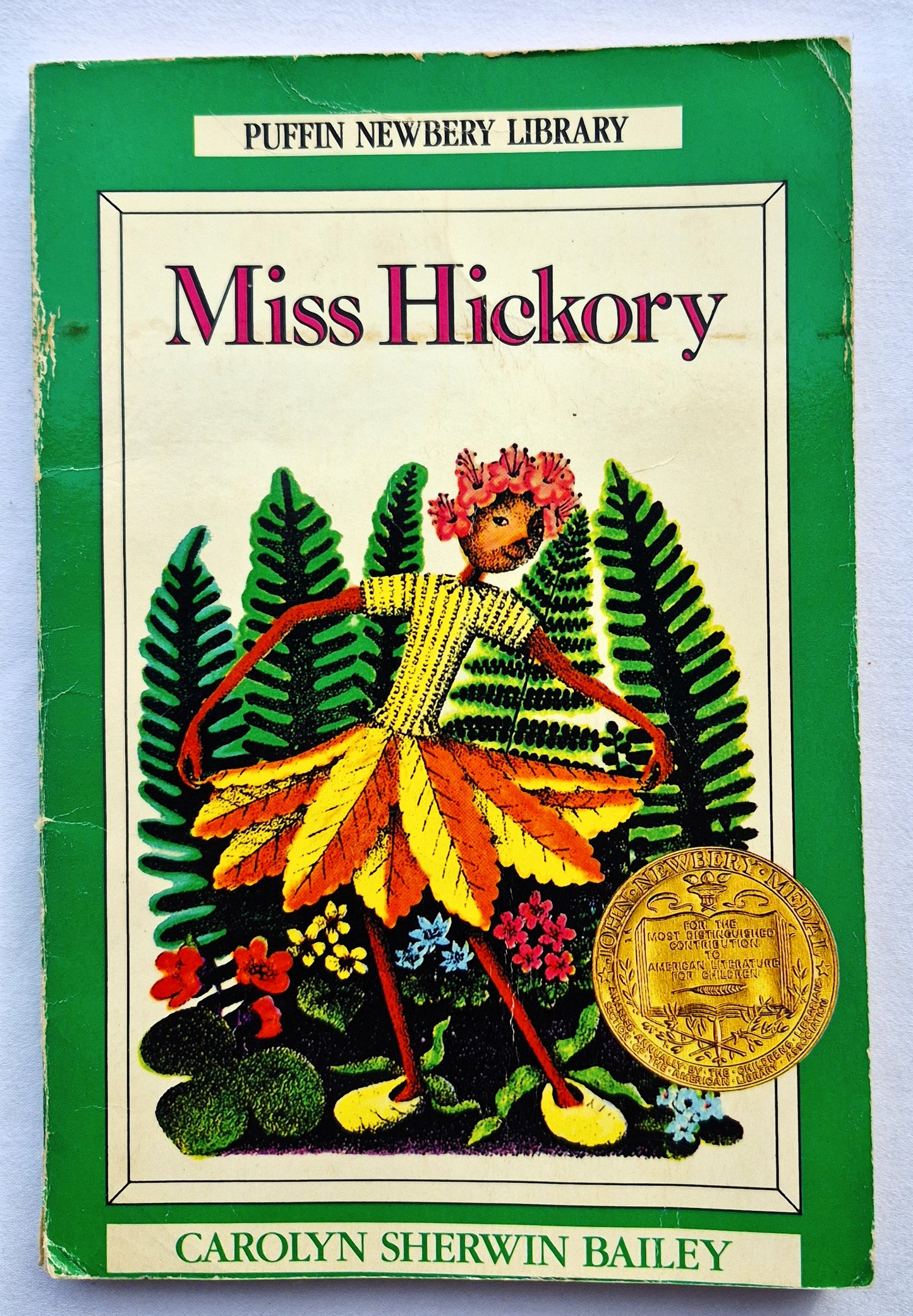 Miss Hickory von Carolyn Sherwin Bailey (Gut, 1974, Taschenbuch, 125 Seiten, Puffin Books)