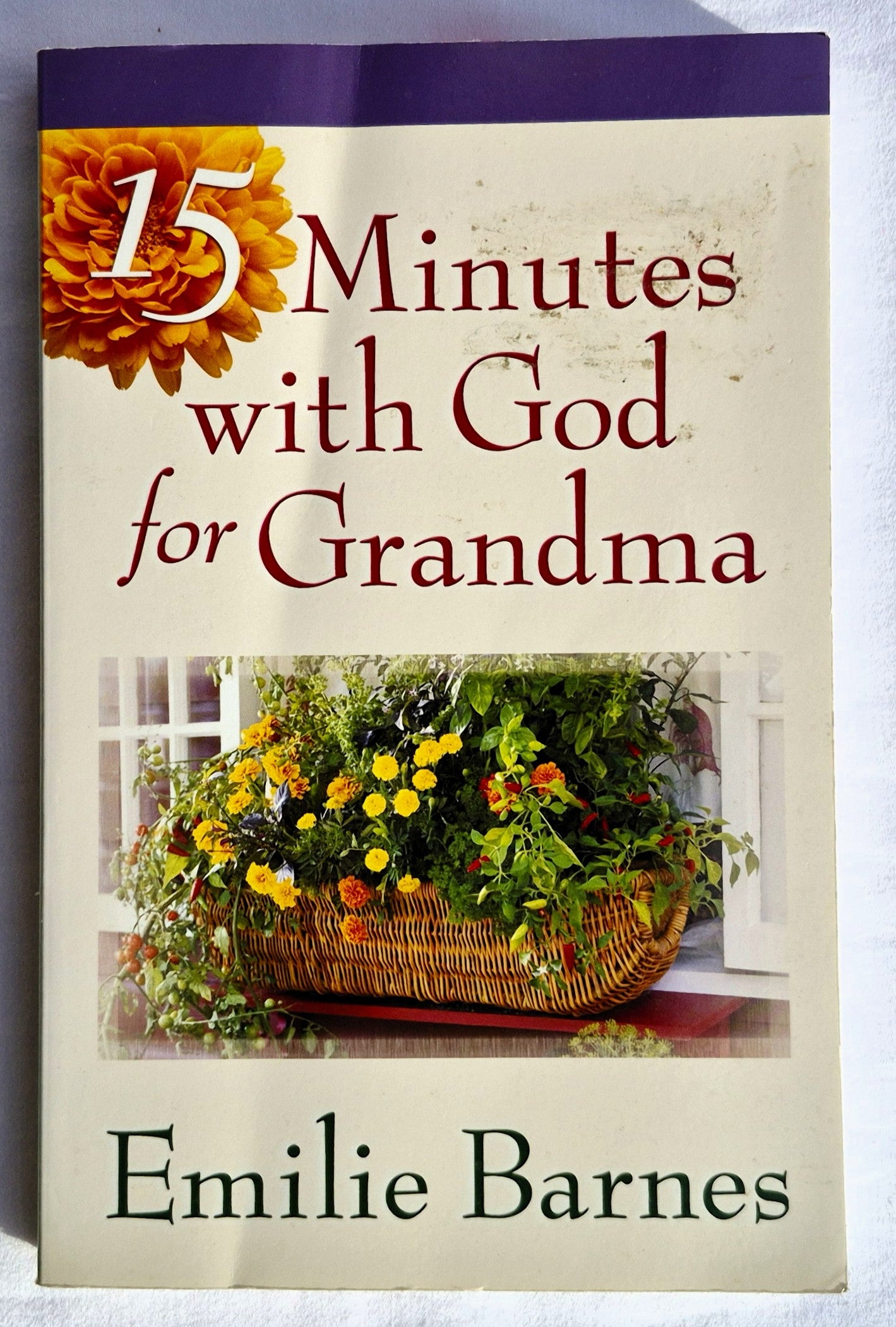 15 Minutes with God for Grandma von Emilie Barnes (Sehr gut, 2005, Taschenbuch, 256 Seiten, Harvest House)