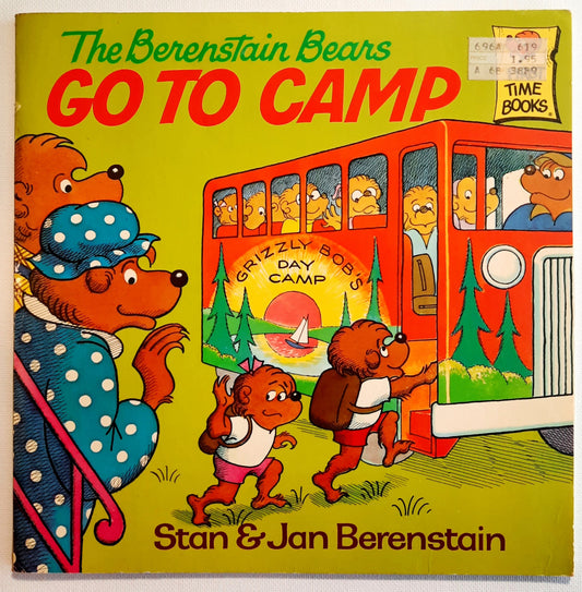 The Berenstain Bears Go to Camp by Stan & Jan Berenstain (Very good, 1982, Pbk, 32 pages, Random House)