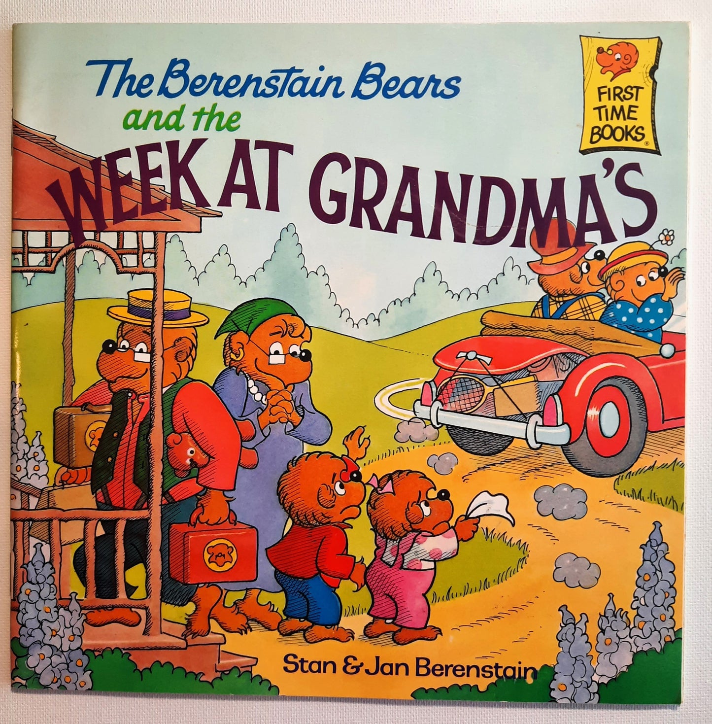 The Berenstain Bears and the Week at Grandma's by Stan & Jan Berenstain (Very good, 1986, Pbk, 32 pages, Random House)