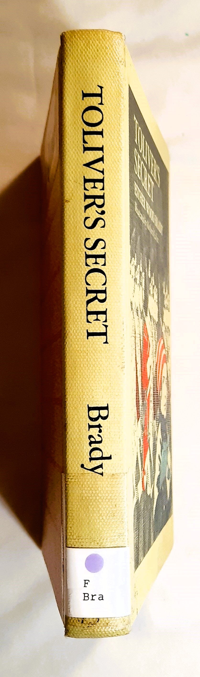 Tolivers Geheimnis von Esther Wood Brady (Gut, 1976, Gebunden, 166 Seiten, Crown Publishers)